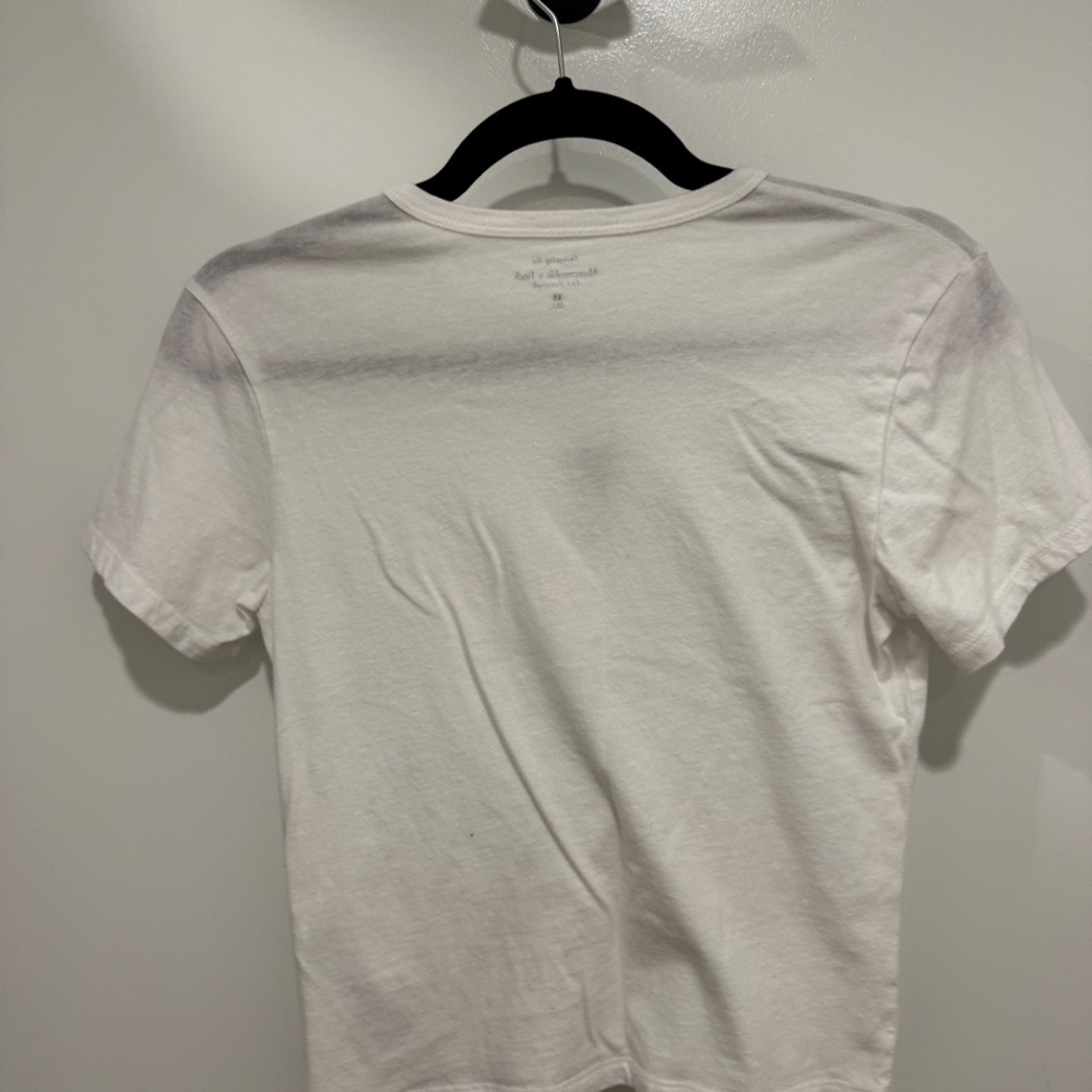 Abercrombie & Fitch Short-Sleeve Martini Graphic Skimming Tee - Picture 4 of 6